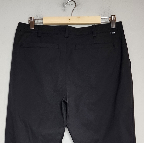 The North Face flashdry charcoal grey pants.  Size 12. - Picture 12 of 15